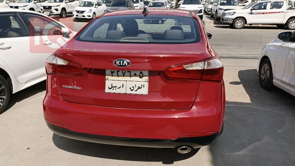 كيا سيراتو
